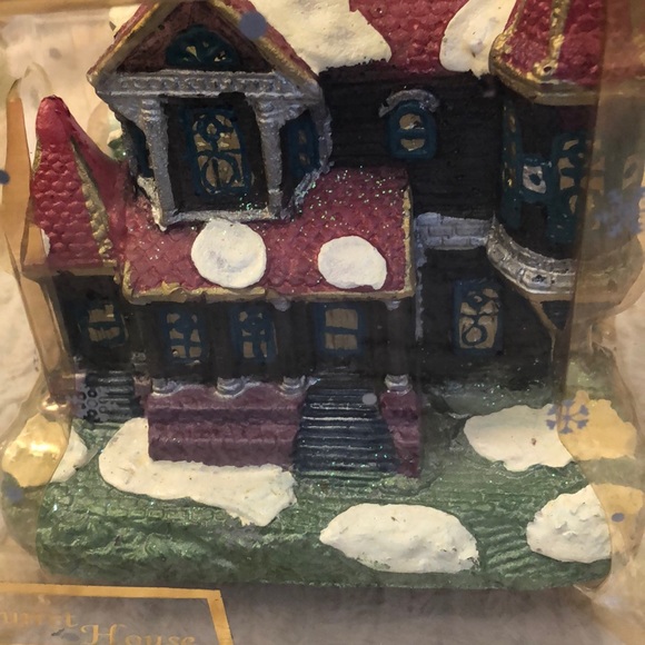 Turret House candle - new in packaging - Picture 7 of 9